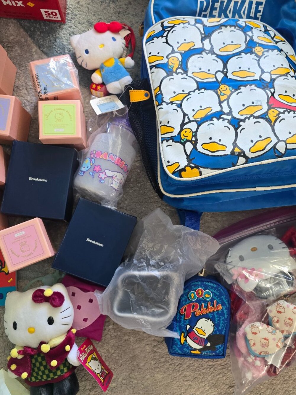 vintage hello kitty and friends sanrio items ~send offers~